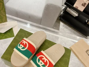 Replica Gucci Slippers