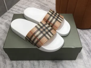 Replica Burberry Slippers